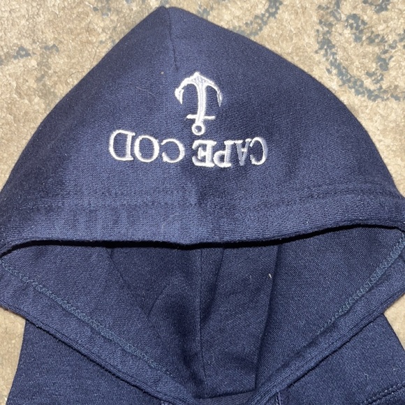 Cape Cod Sweatshirt Company Navy Hoodie with White embroidery. Men’s size Medium - Picture 2 of 3